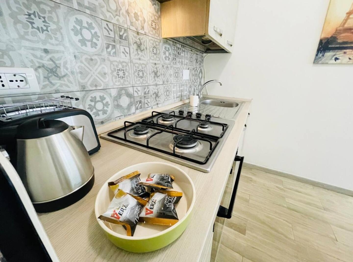 Porta Palazzo 15 Min - Suite Con Netflix & Wi-Fi Turin Exterior photo